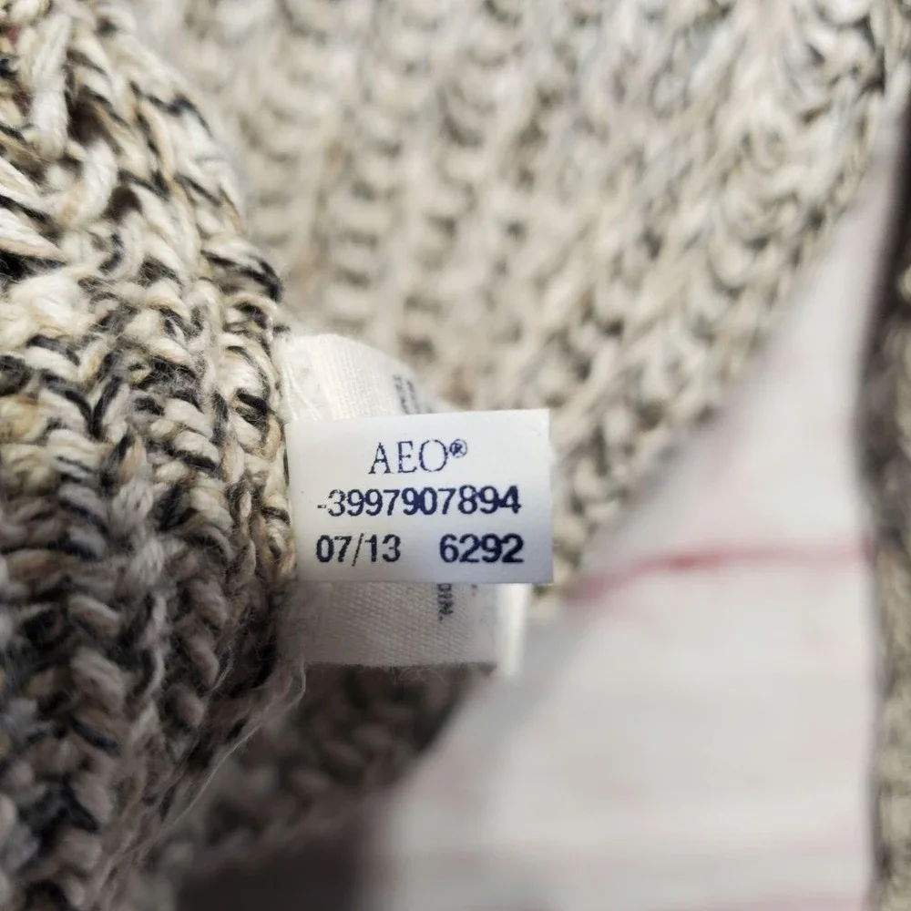 American Eagle Outfitters Cardigan Sweater Womens Small Beige Marled Knit Button